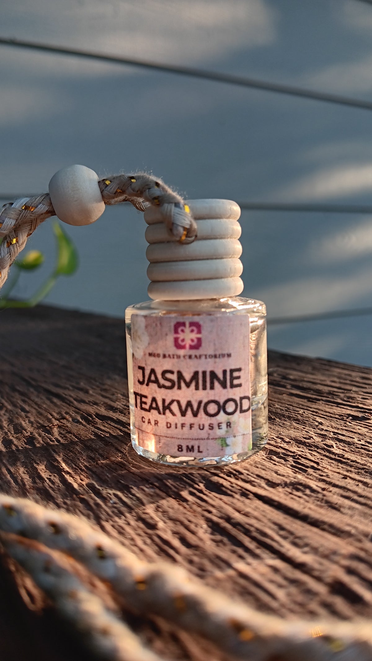 Jasmine Teakwood Hanging Car Diffuser